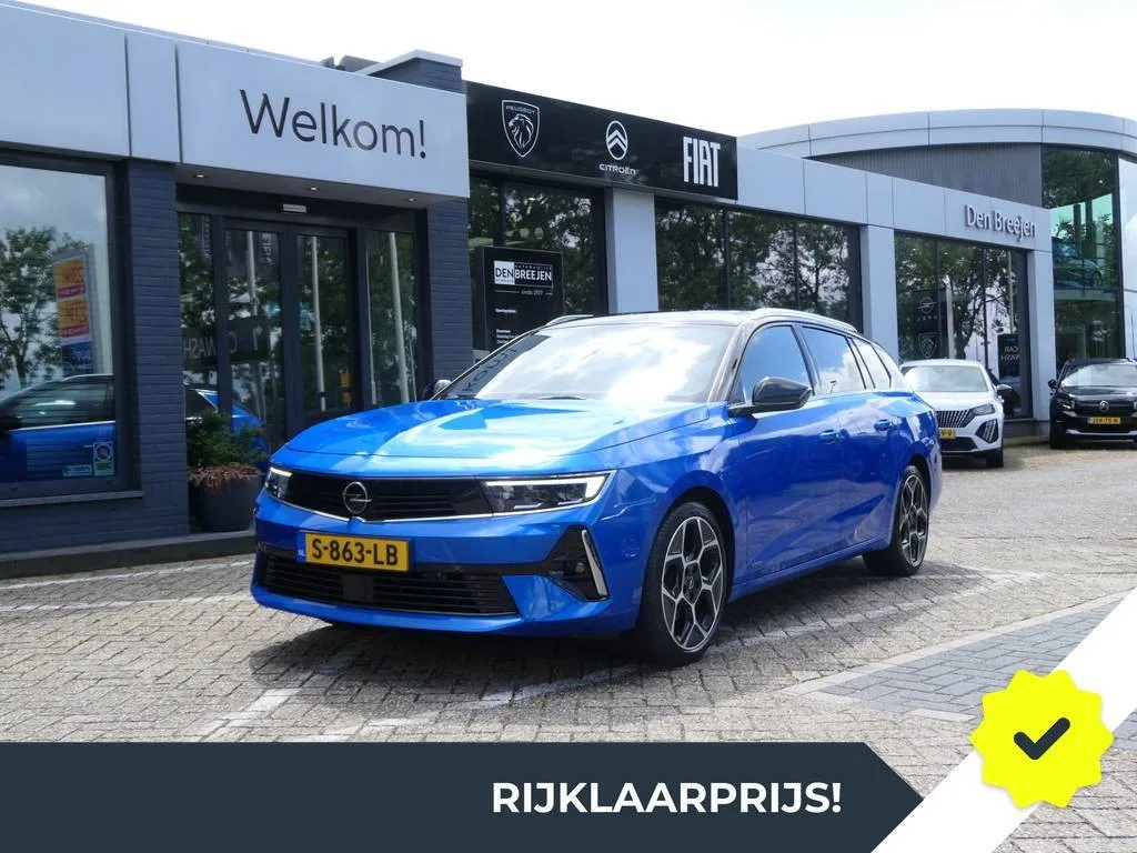 Opel Astra (2022) — foto 1