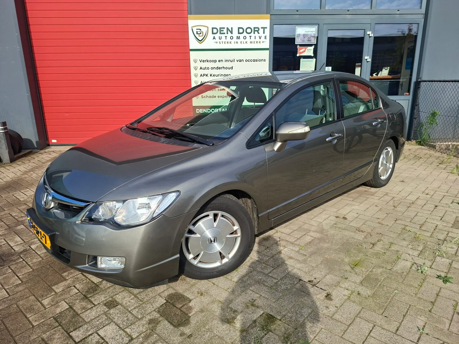 Honda Civic (2008) — foto 1