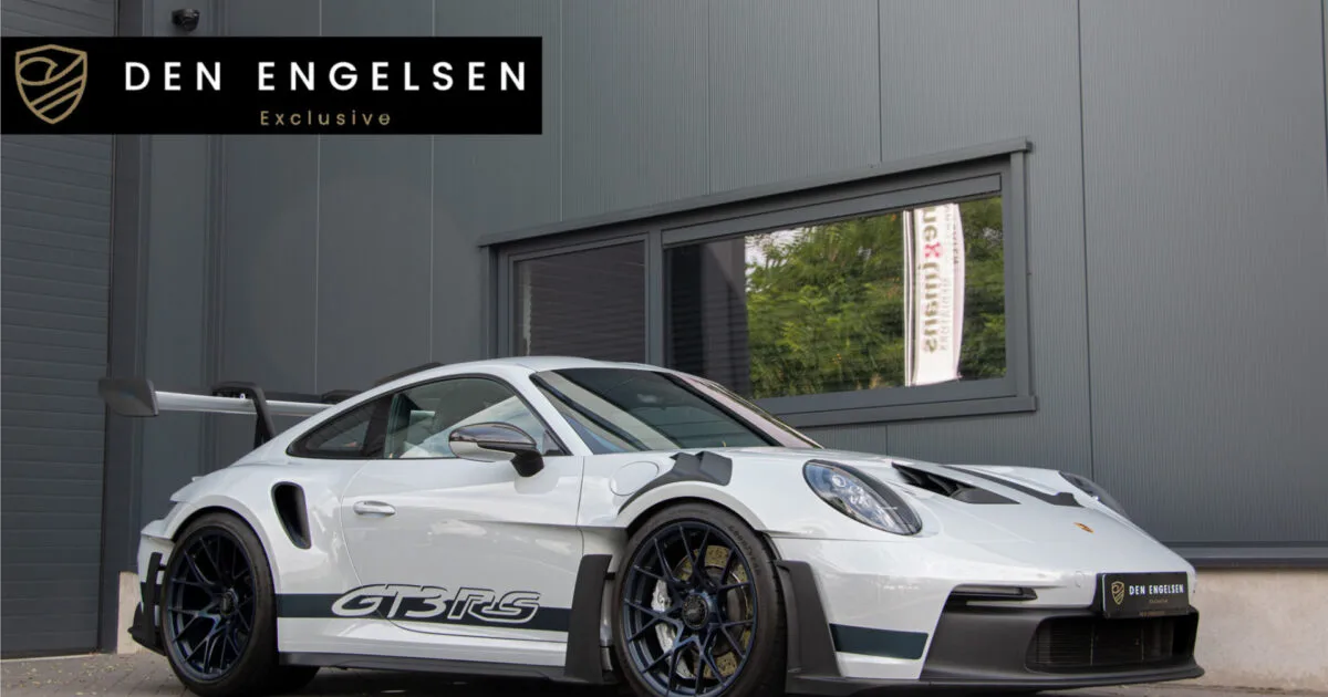 Porsche 911 (2023) — foto 1