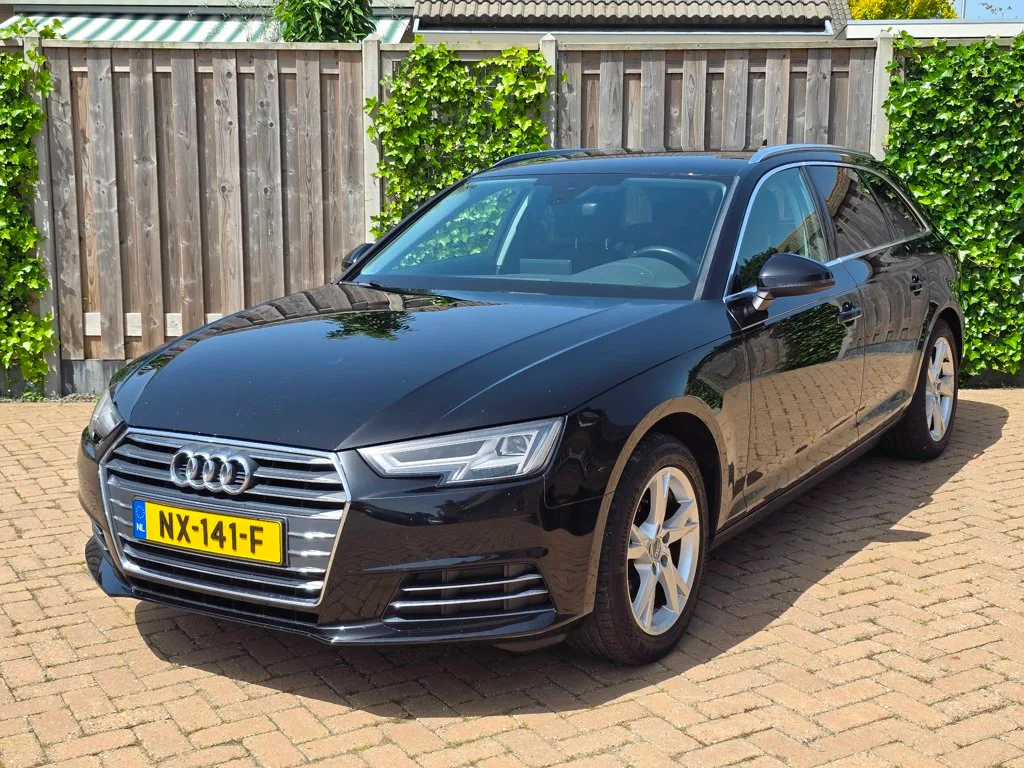 Audi A4 (2017) — foto 1