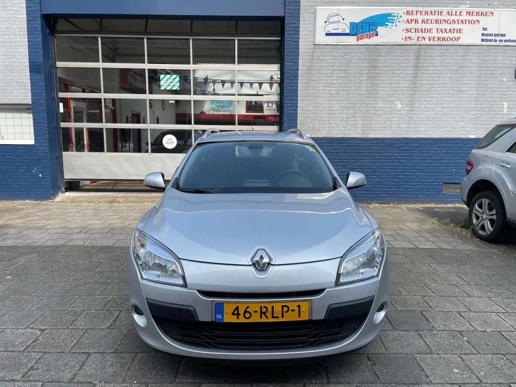 Renault Mégane (2011) — foto 1