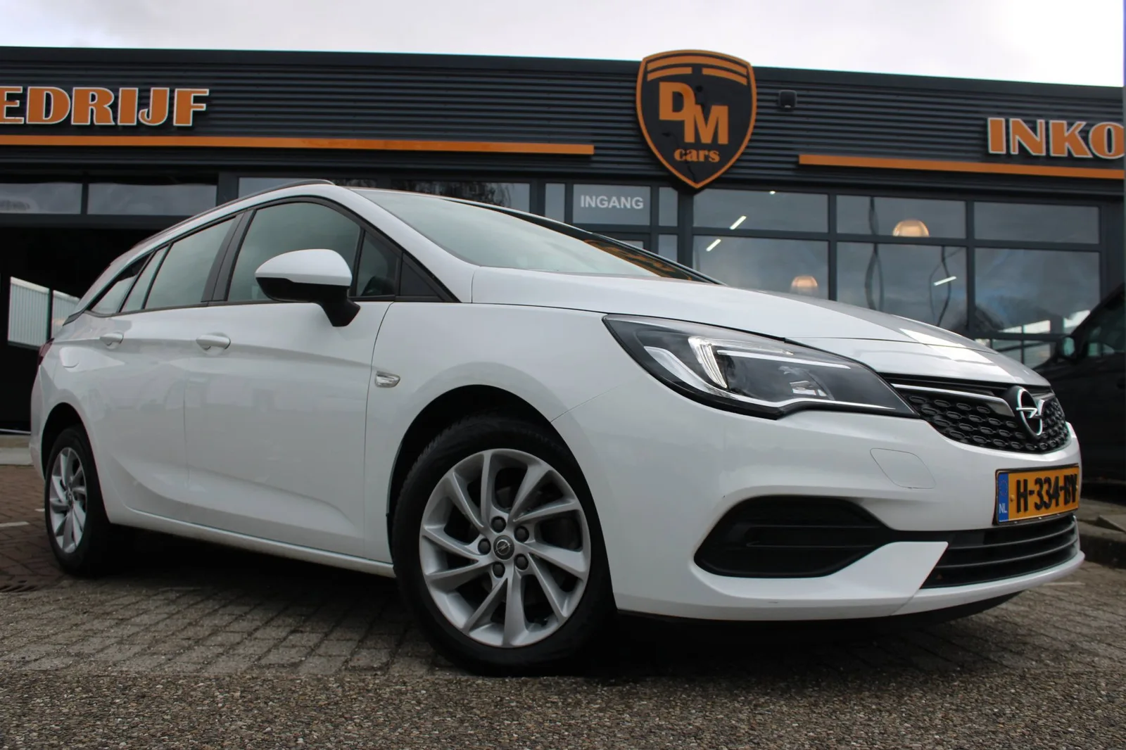 Opel Astra (2020) — foto 1