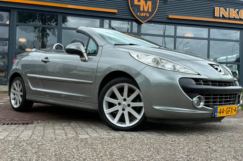 Peugeot 207 (2008)