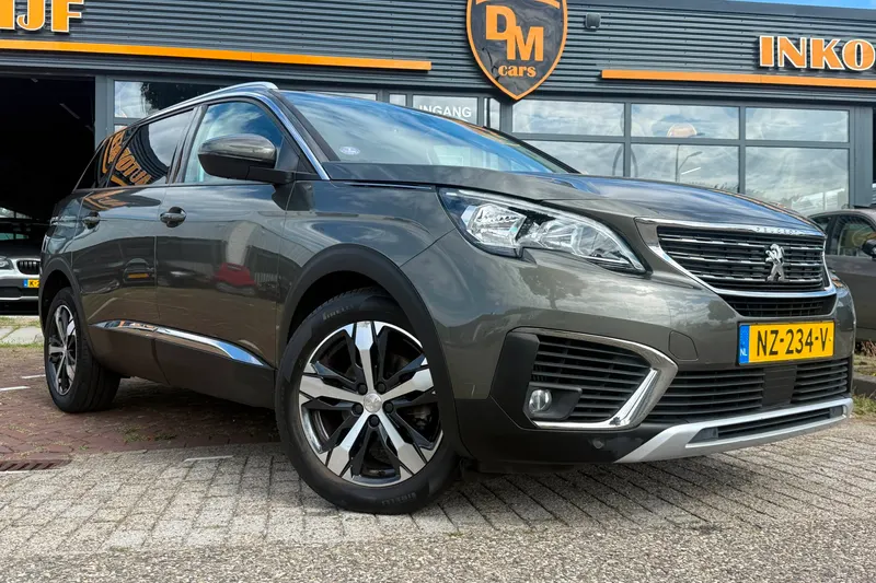 Peugeot 5008 (2017)