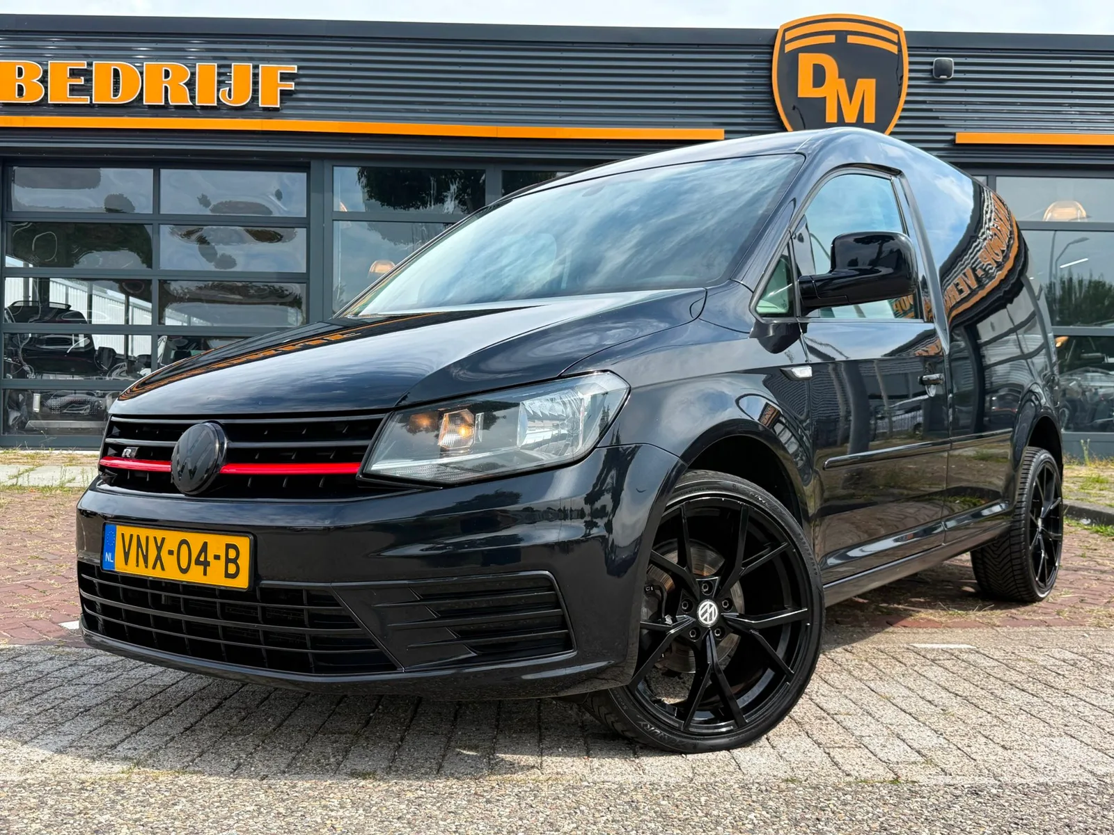 Volkswagen Caddy (2017) — foto 1