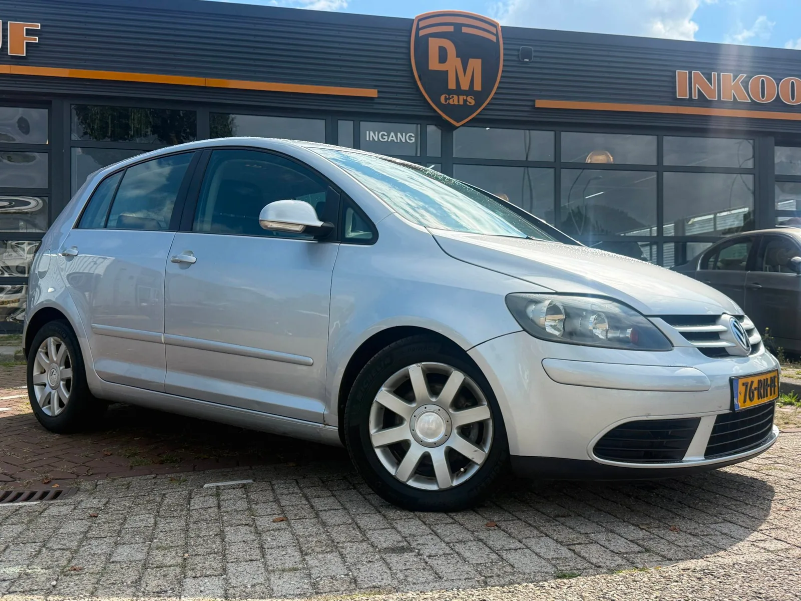 Volkswagen Golf (2005) — foto 1