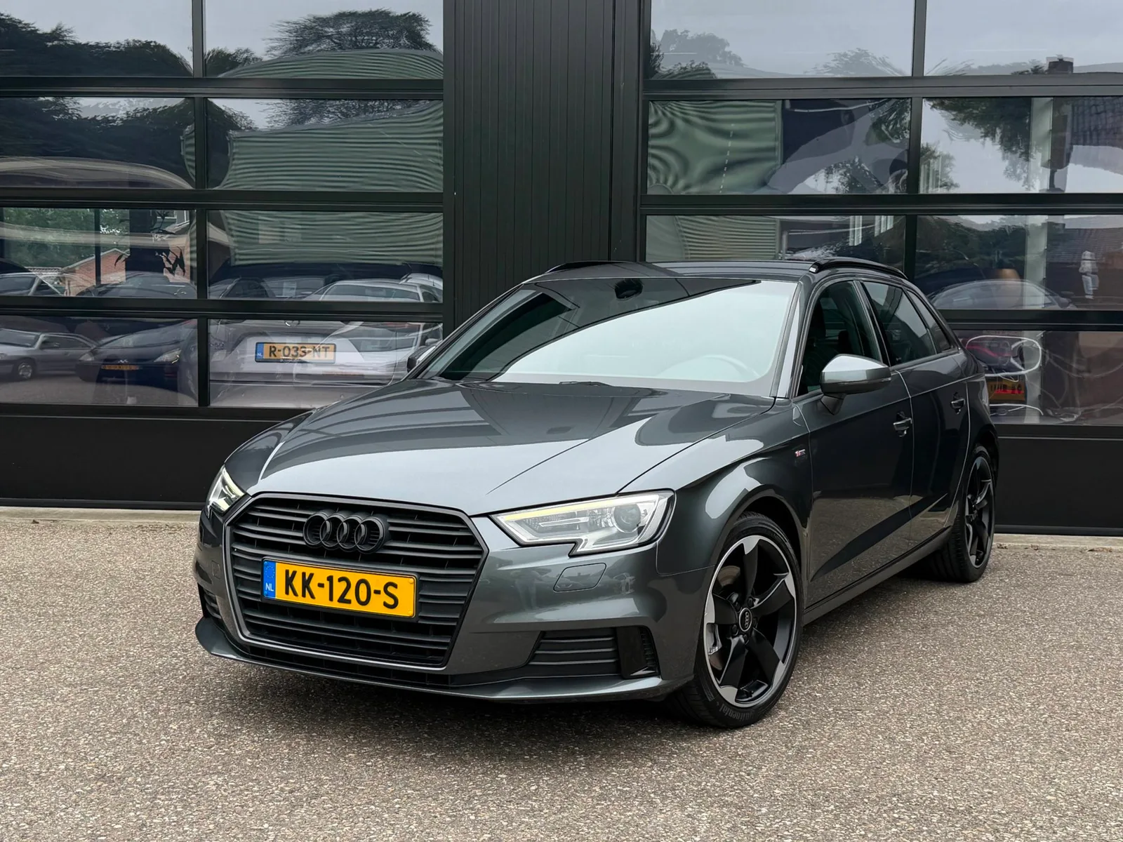 Audi A3 (2016) — foto 1