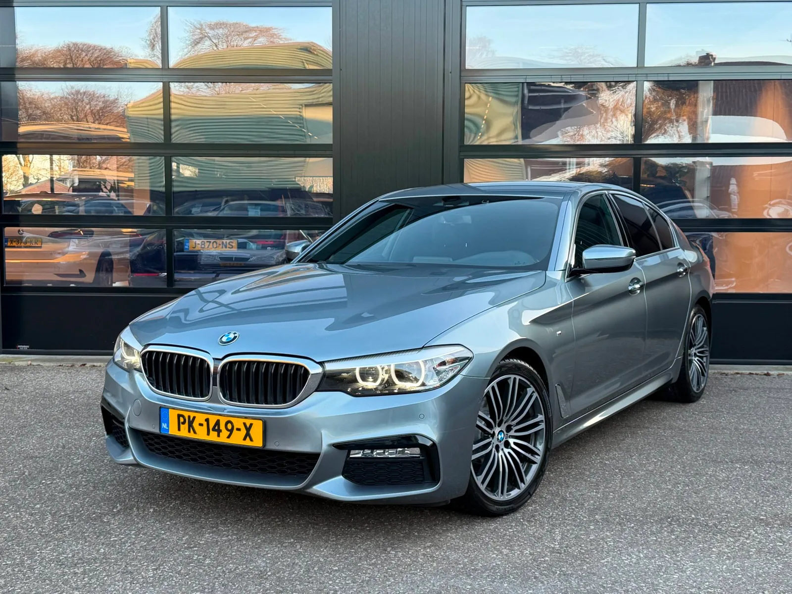 BMW 5-Serie (2017) — foto 1