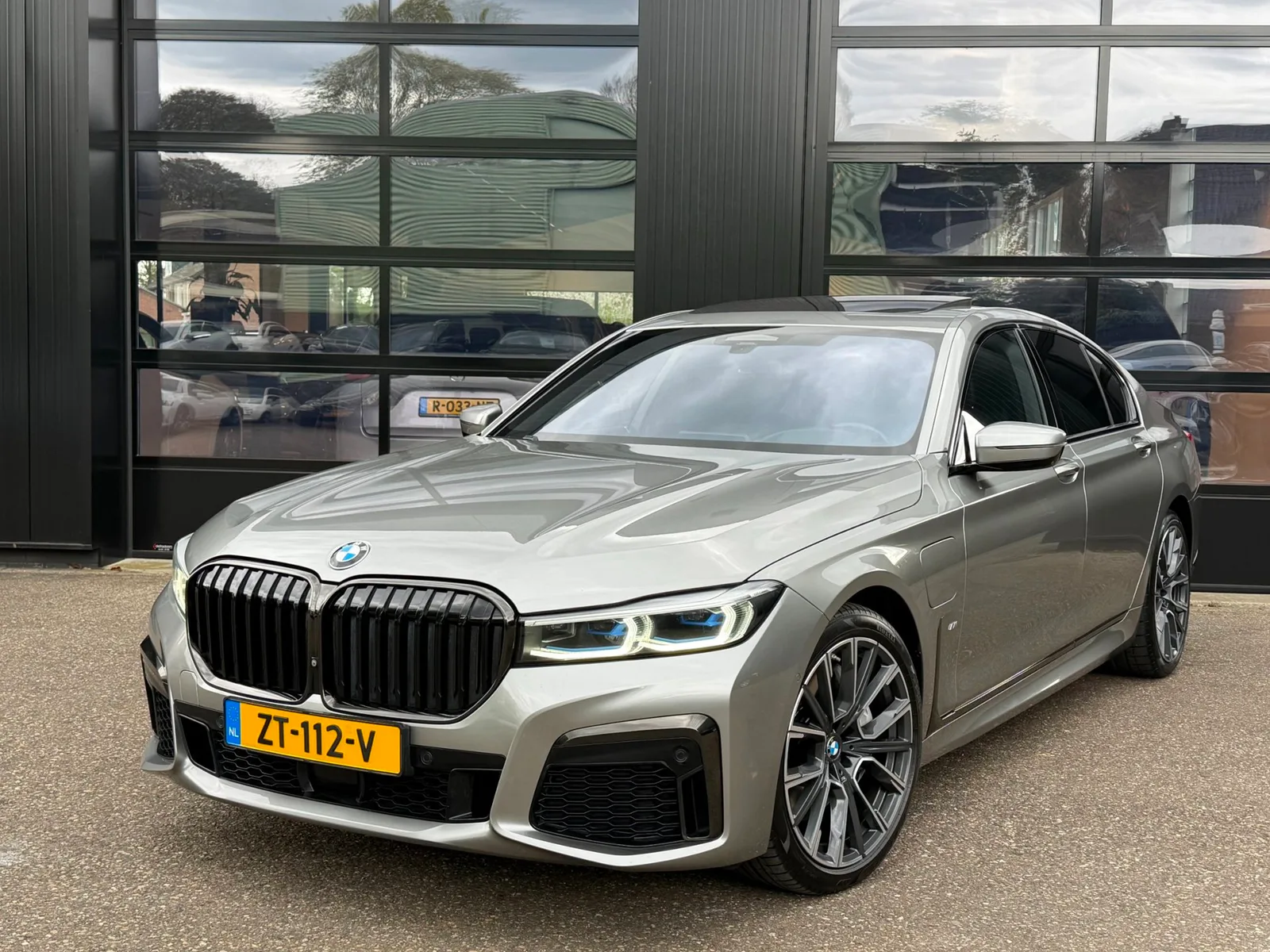 BMW 7-Serie (2019) — foto 1