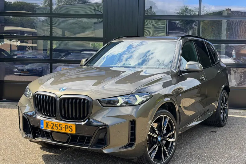 BMW X5 (2024)