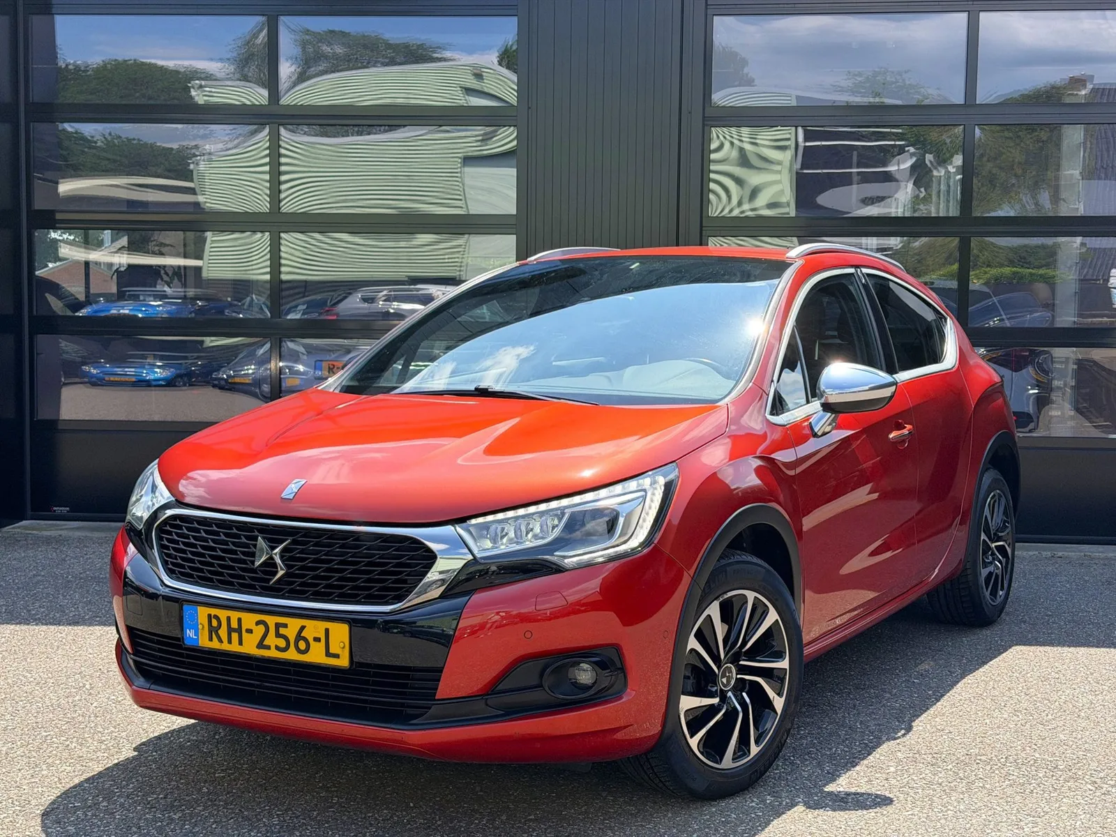 DS 4 (2017) — foto 1