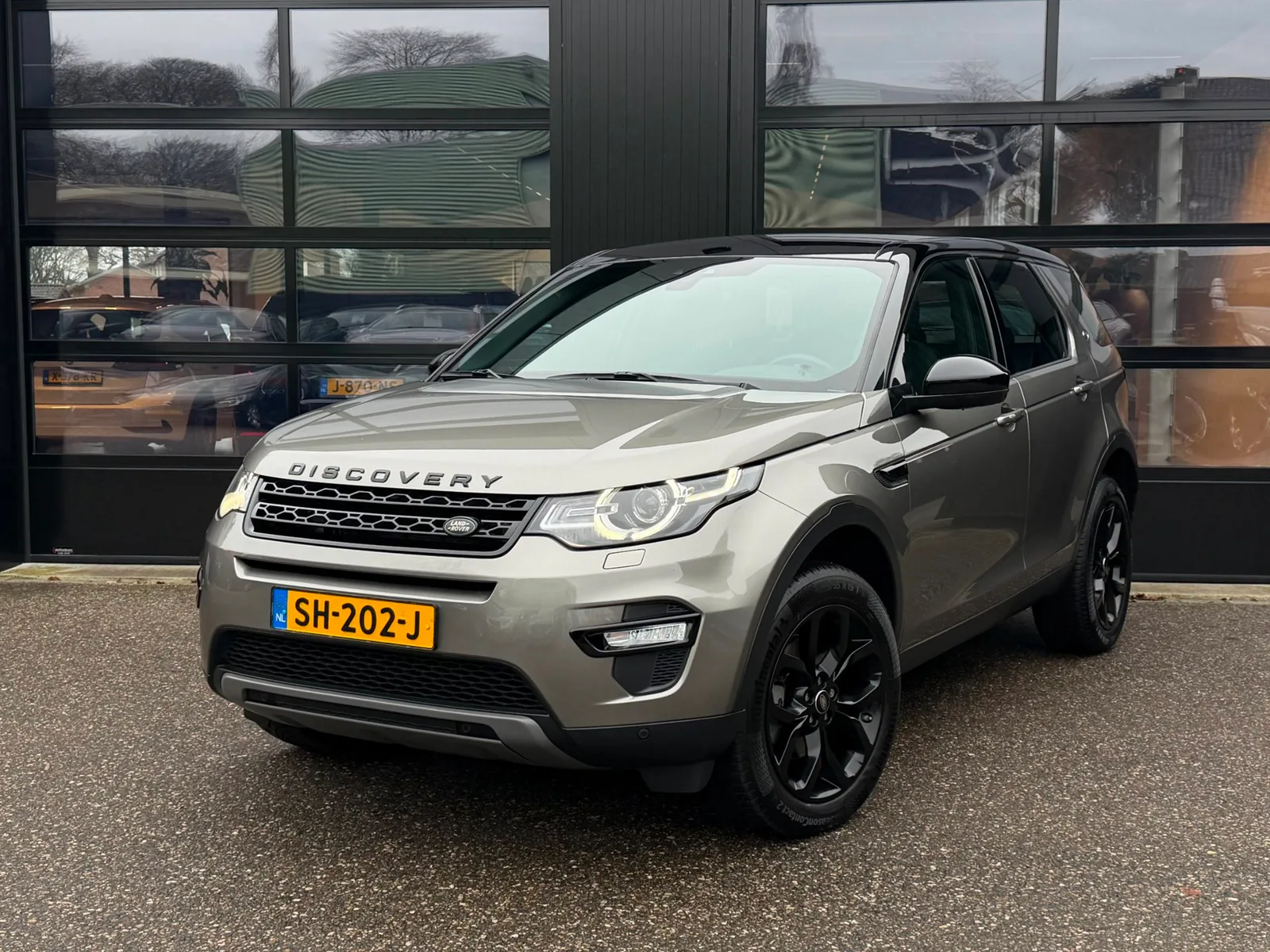 Land Rover Discovery Sport (2019) — foto 1