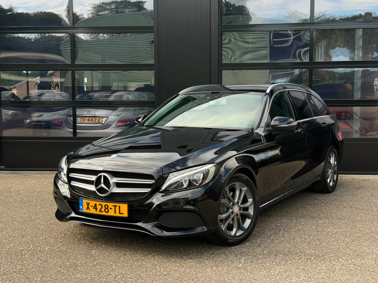 Mercedes-Benz C-Klasse (2016) — foto 1
