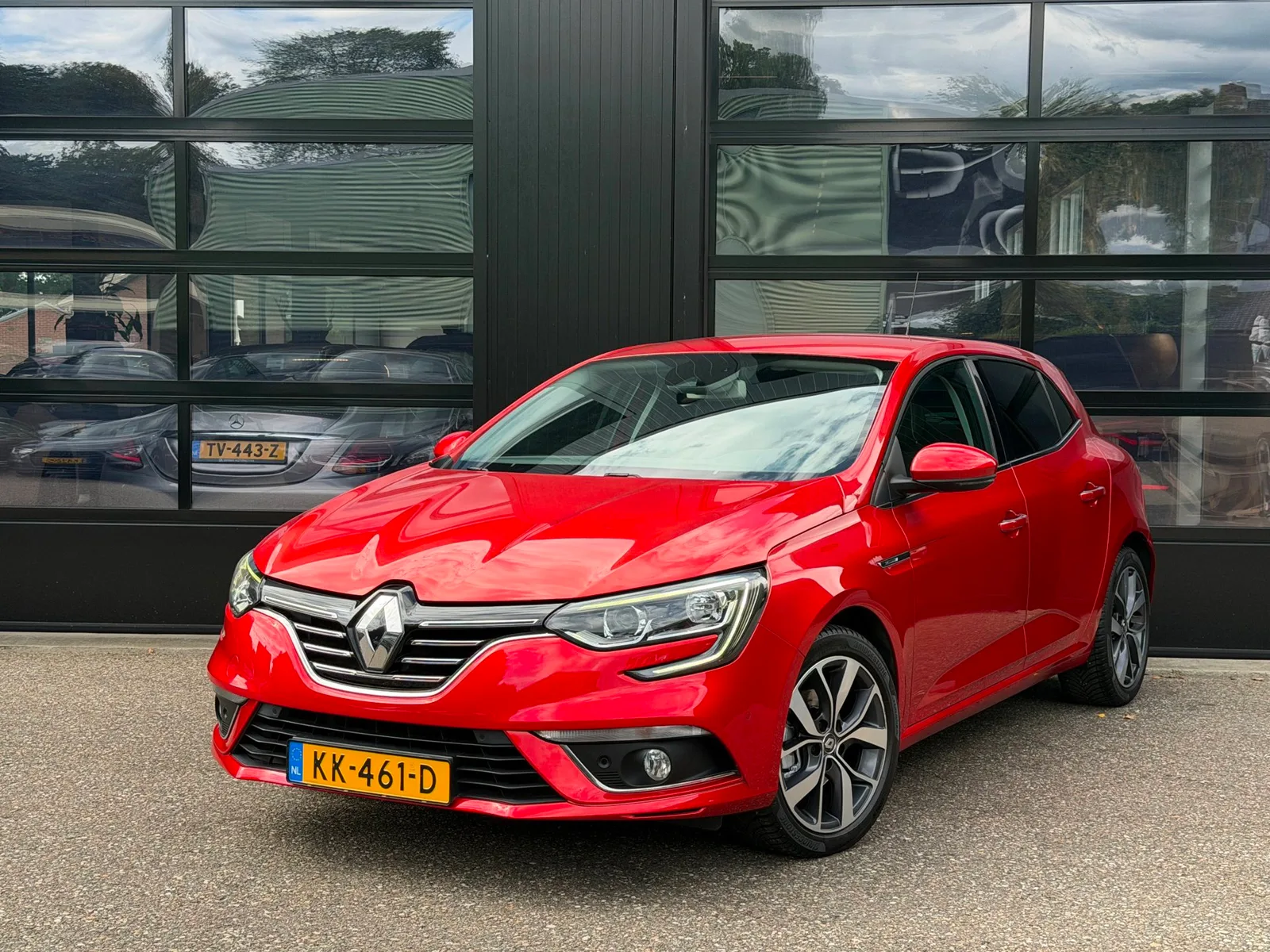 Renault Mégane (2016) — foto 1