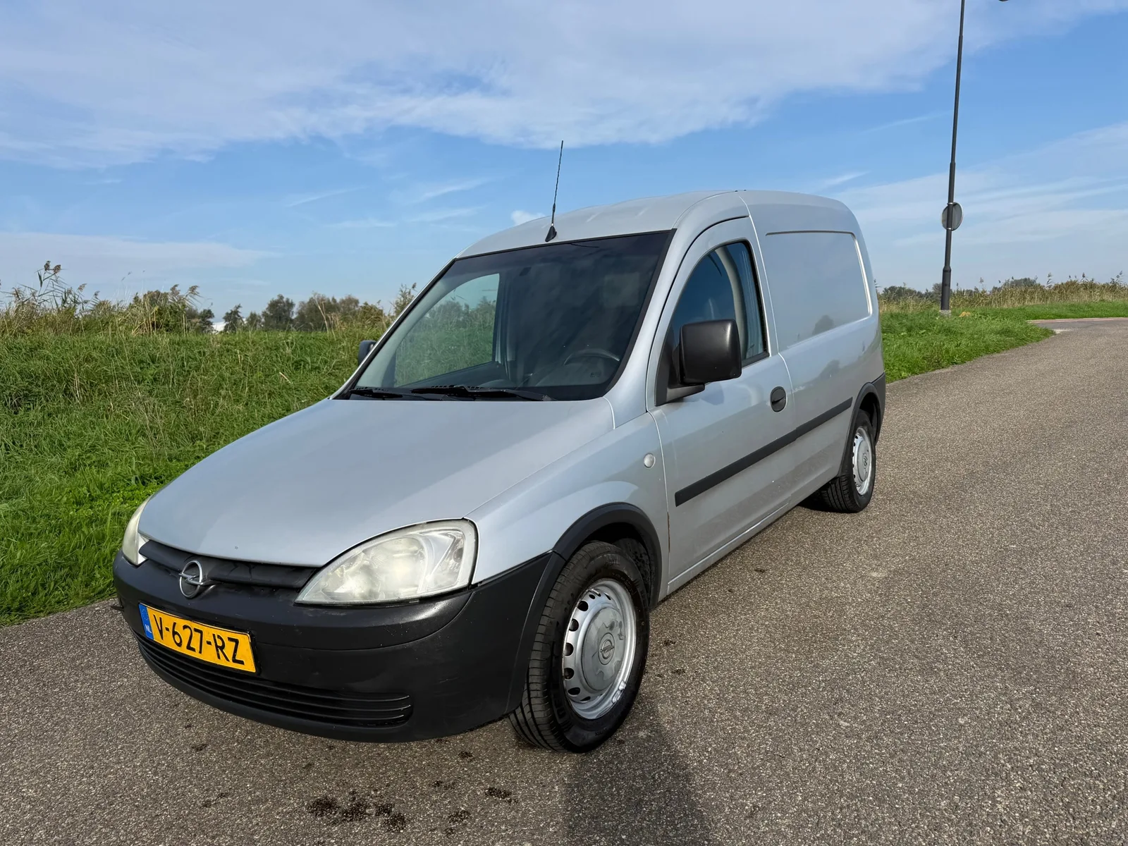 Opel Combo (2009) — foto 1