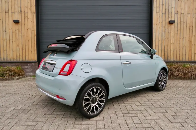 Fiat 500C (2022)