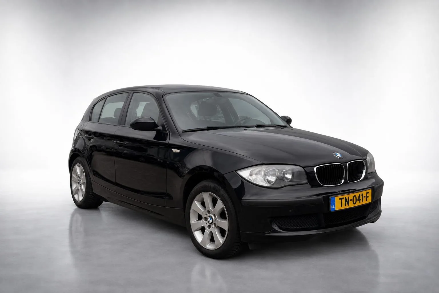 BMW 1-Serie (2008) — foto 1