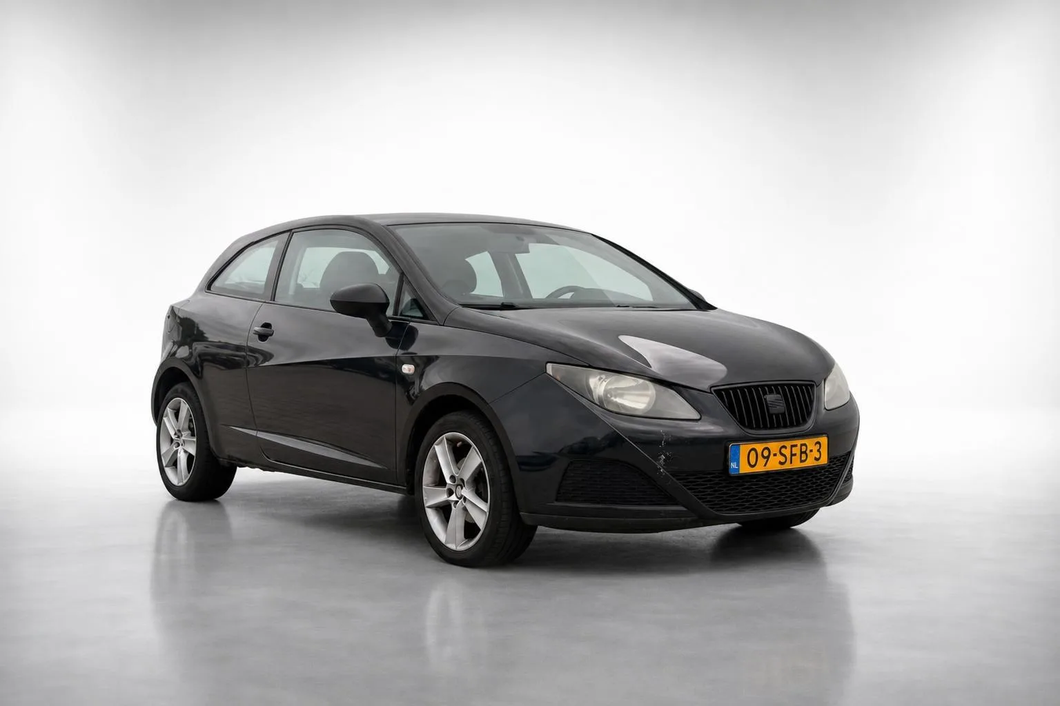 SEAT Ibiza (2011) — foto 1