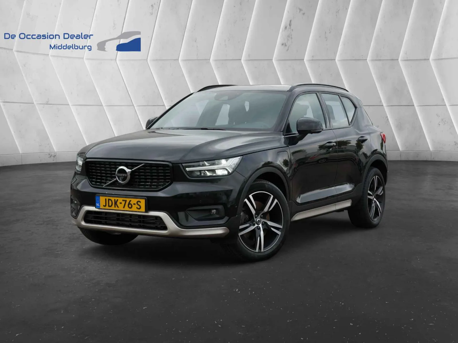 Volvo XC40 (2020) — foto 1