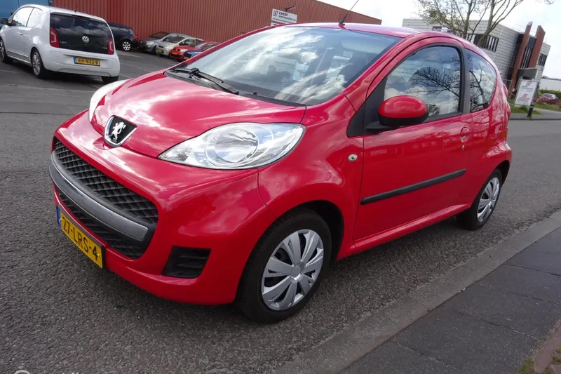 Peugeot 107 (2010)