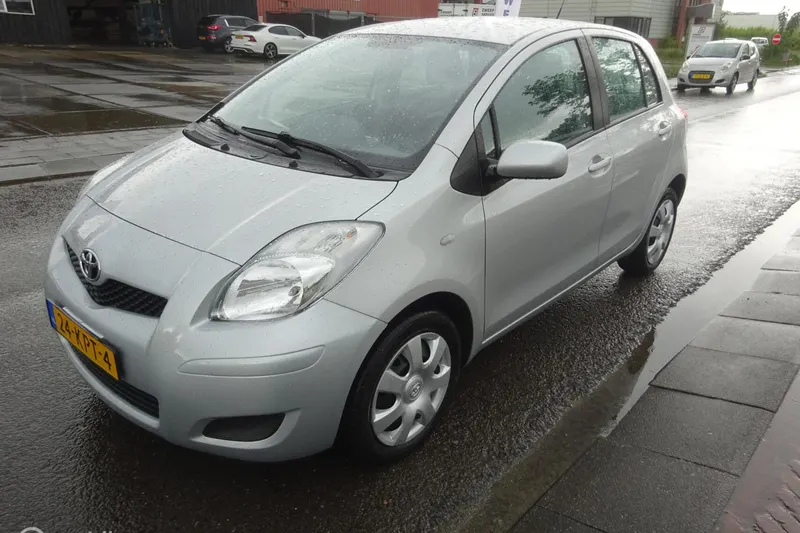 Toyota Yaris (2010)