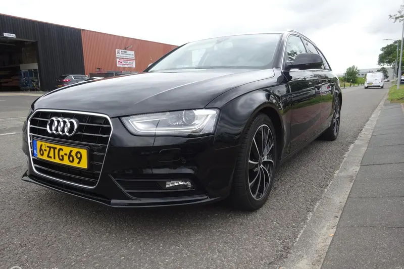 Audi A4 (2012)