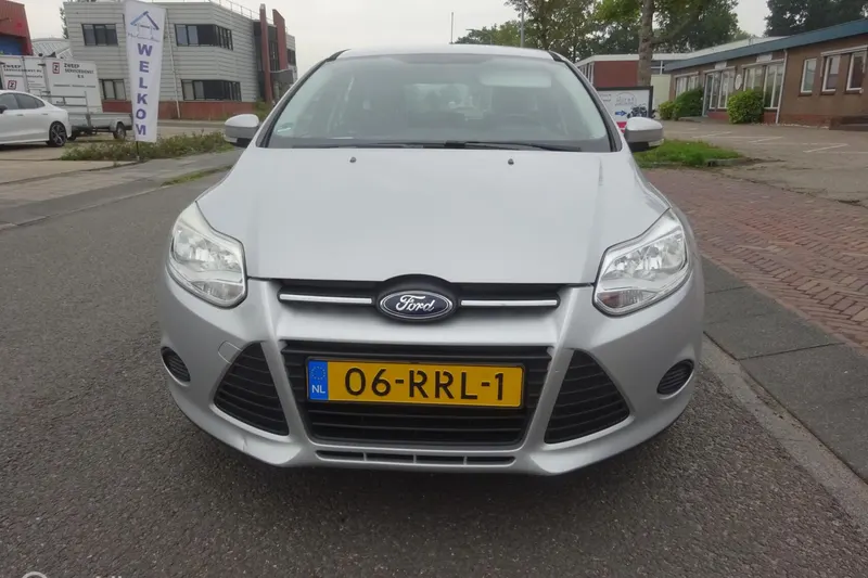 Ford Focus (2011)