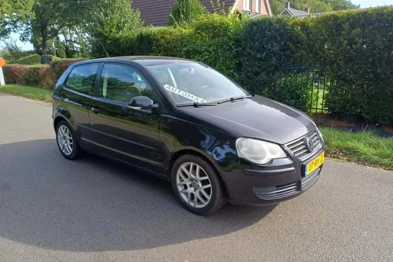 Volkswagen Polo (2005)