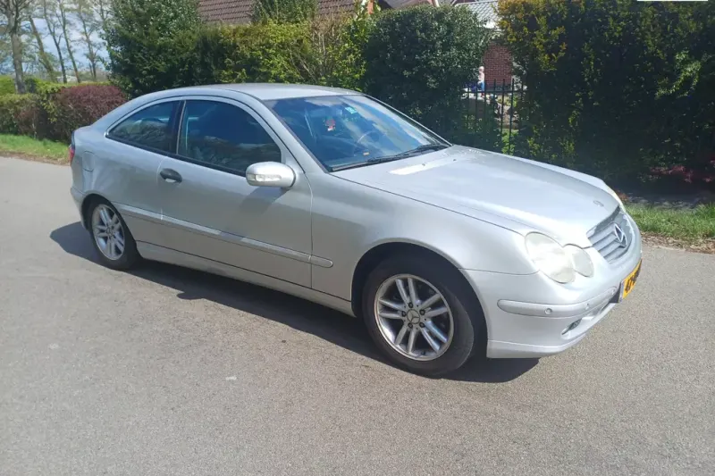 Mercedes-Benz C-Klasse (2003)