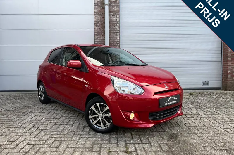 Mitsubishi Space Star (2015)