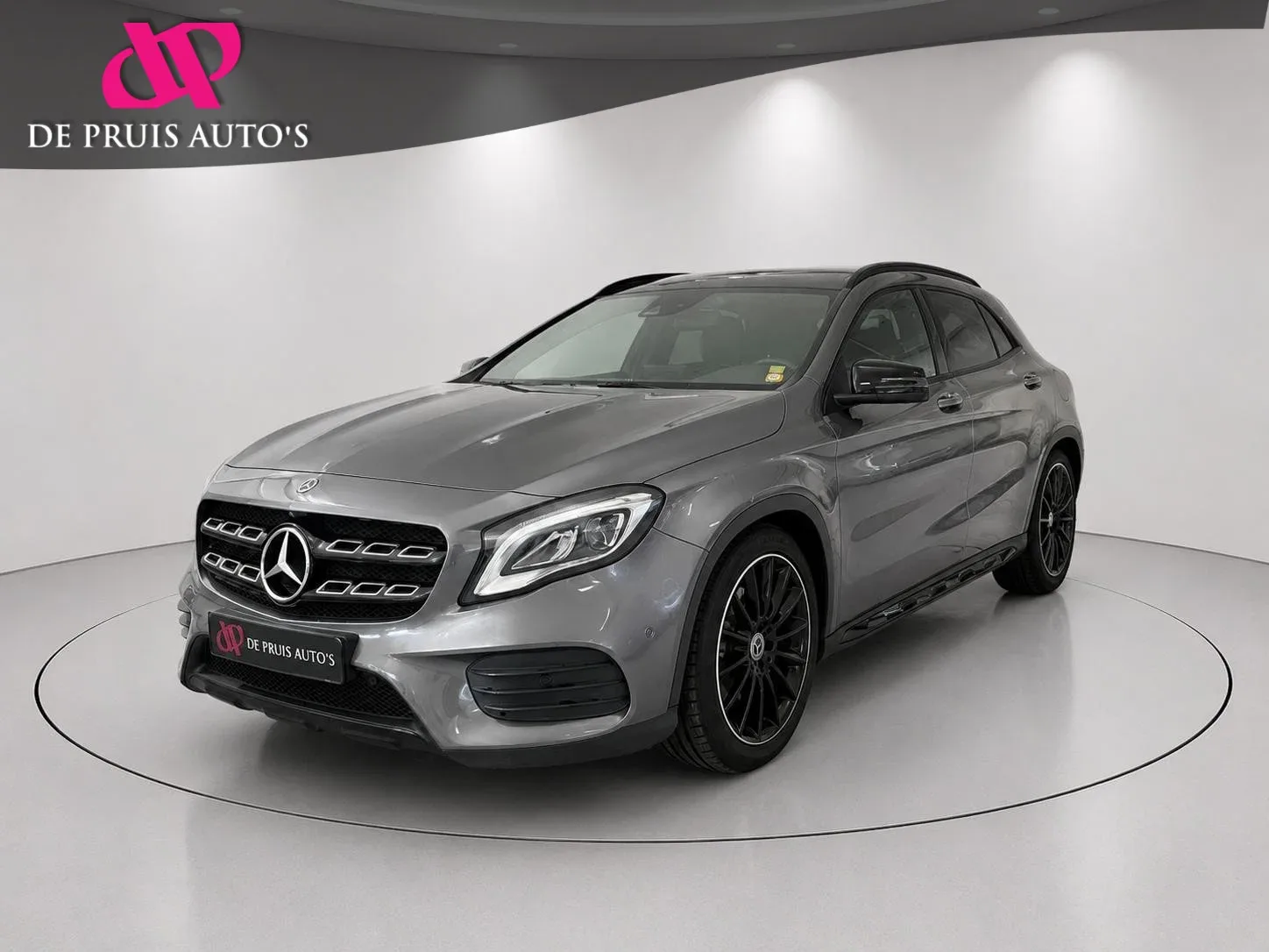 Mercedes-Benz GLA (2018) — foto 1