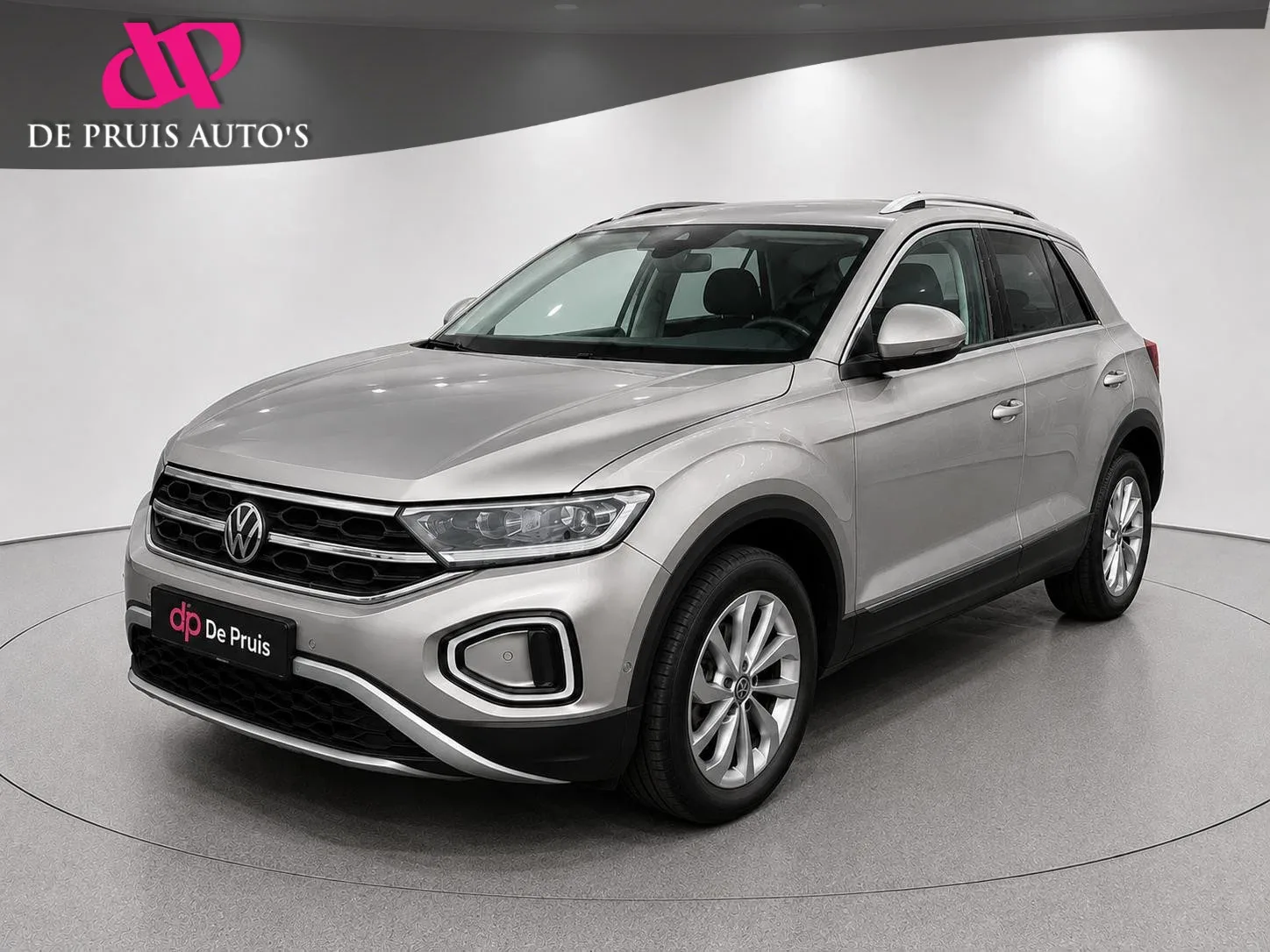 Volkswagen T-Roc (2023) — foto 1