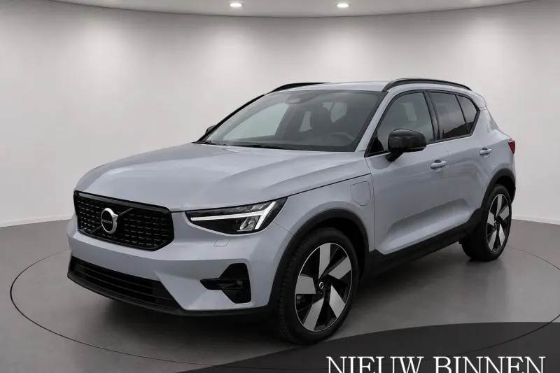Volvo XC40 (2022)