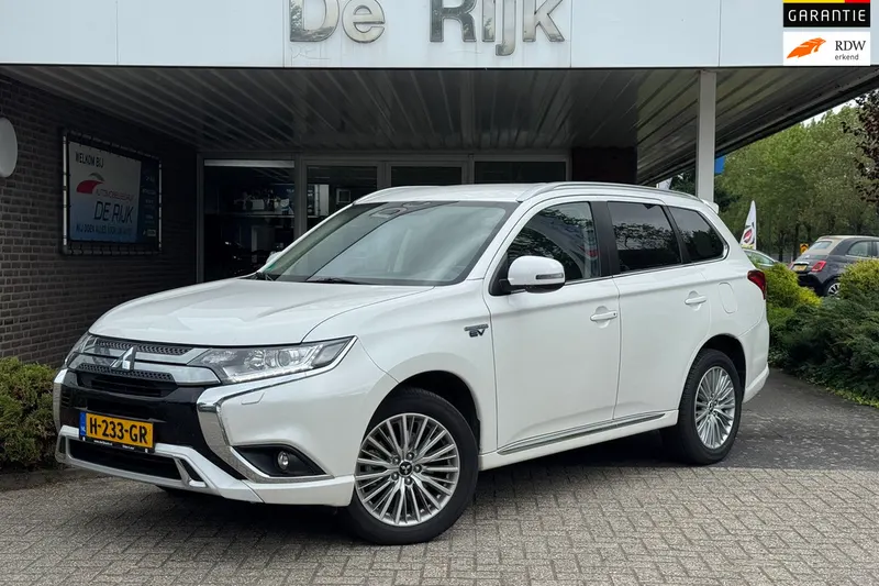 Mitsubishi Outlander (2019)