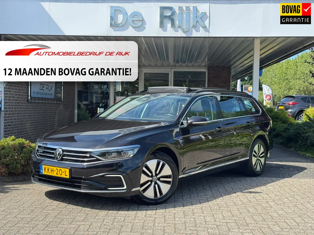 Volkswagen Passat (2021) — foto 1