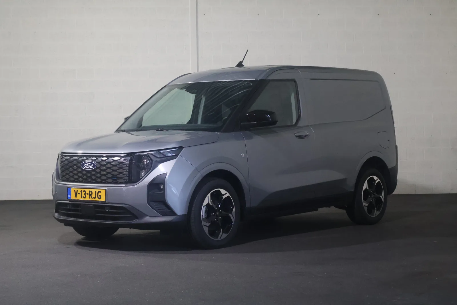 Ford E-Transit Courier (2026) — foto 1