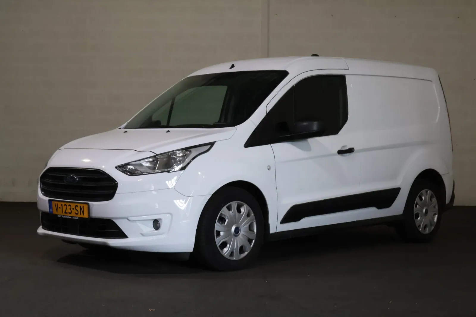Ford Transit Connect (2018) — foto 1