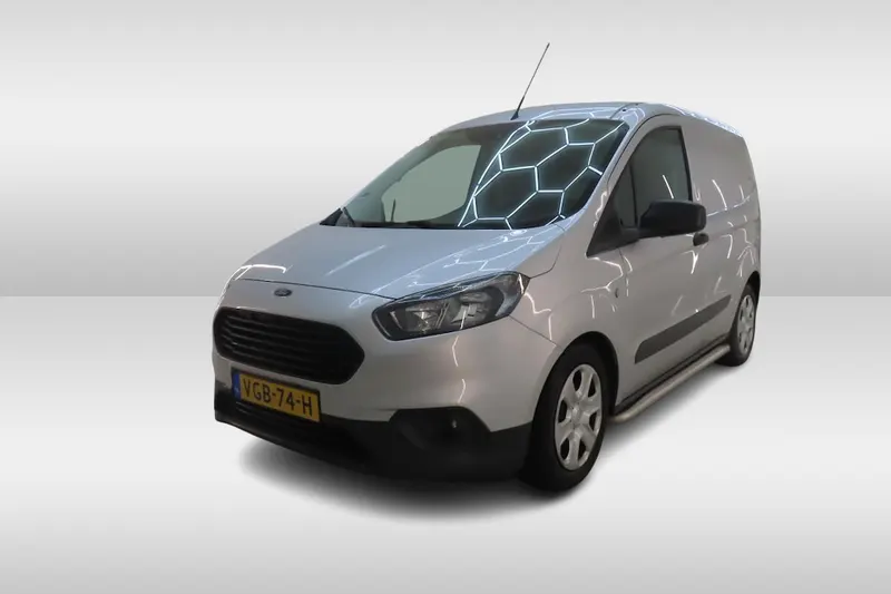 Ford Transit Courier (2020)