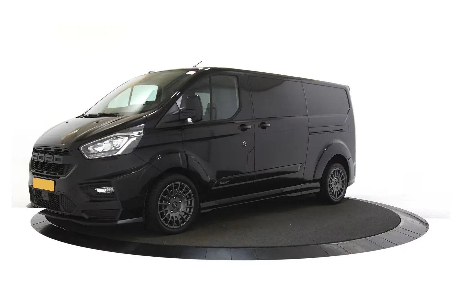 Ford Transit Custom (2023) — foto 1
