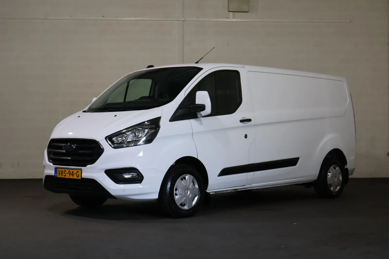 Ford Transit Custom (2022) — foto 1