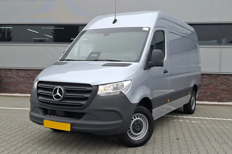 Mercedes-Benz Sprinter (2024)