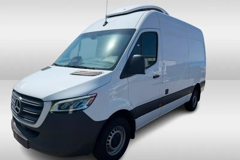 Mercedes-Benz Sprinter (2024)