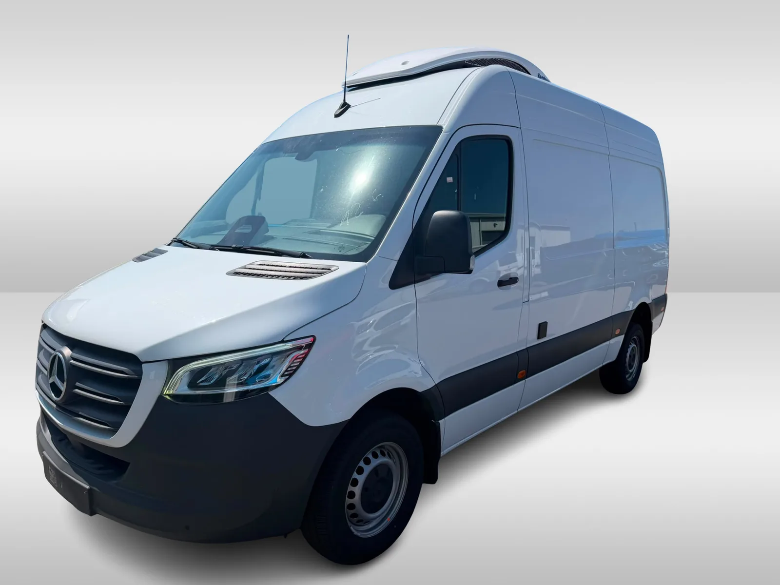 Mercedes-Benz Sprinter (2024) — foto 1