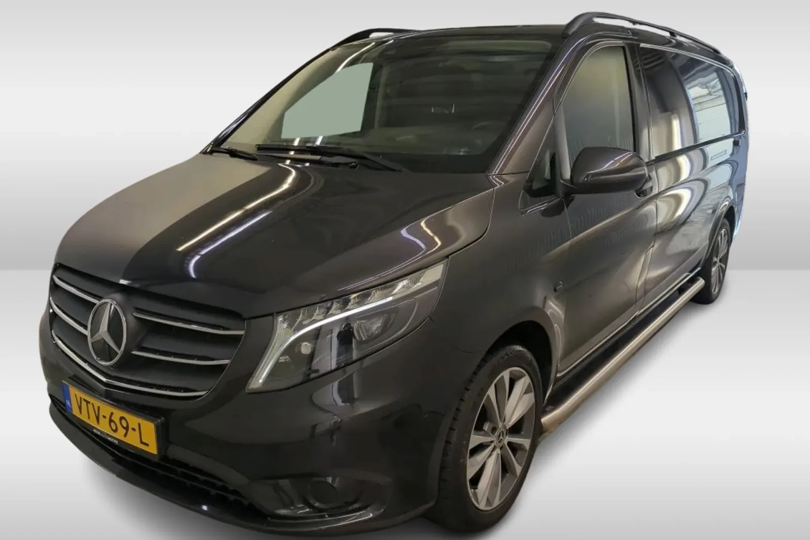 Mercedes-Benz Vito (2023) — foto 1