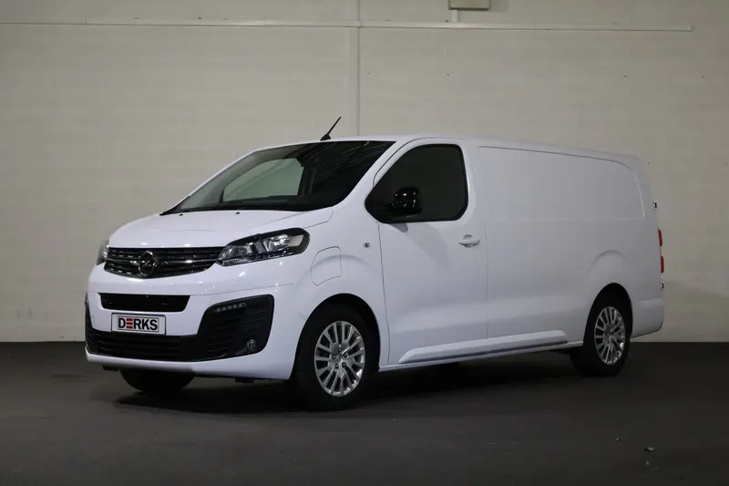 Opel Vivaro-e (2023)