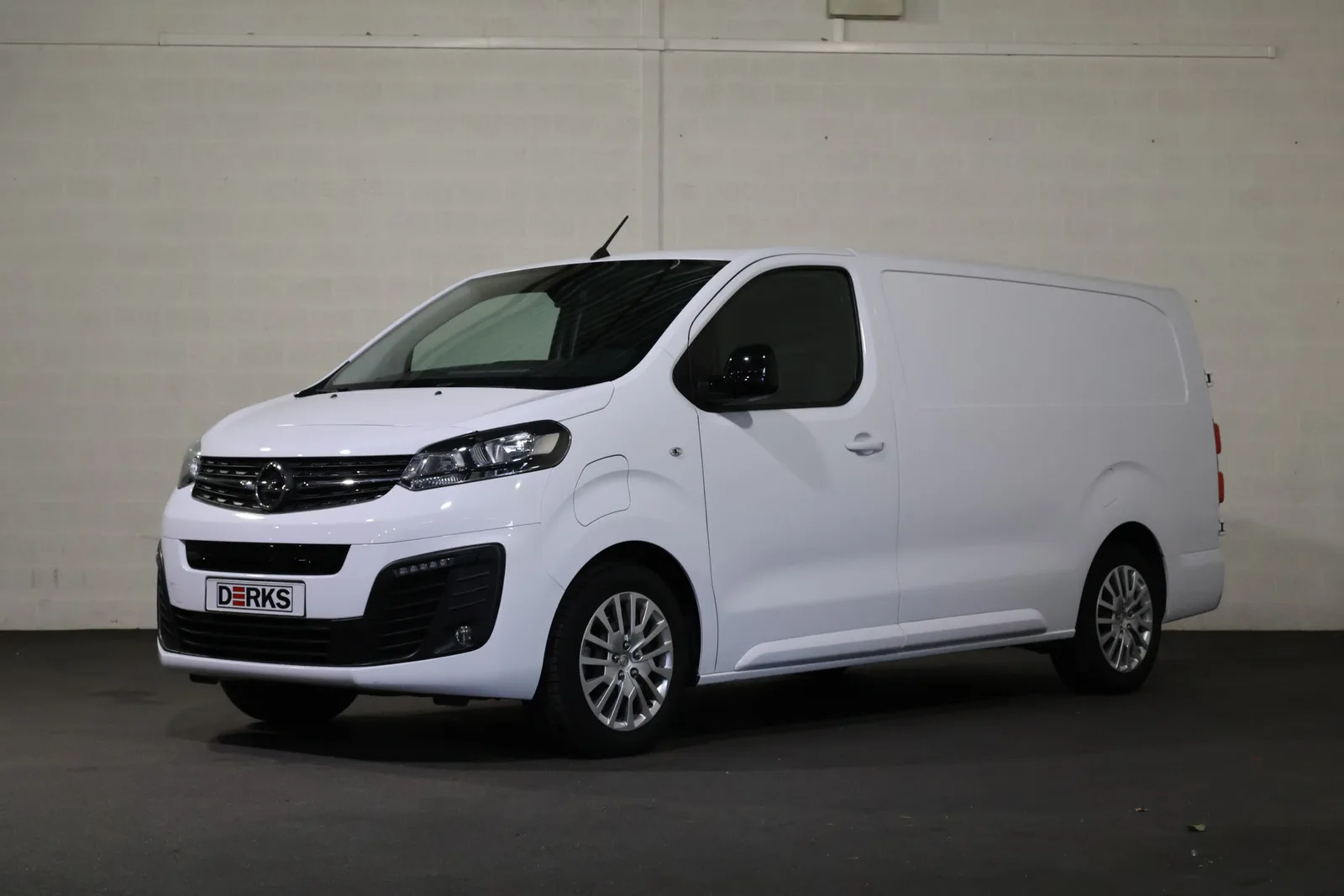 Opel Vivaro-e (2023) — foto 1