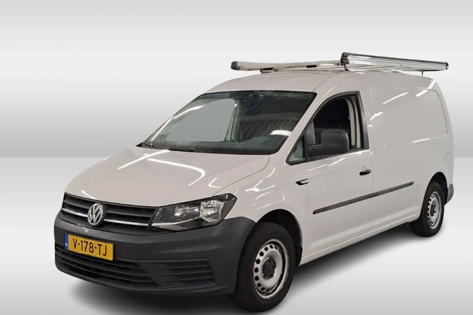 Volkswagen Caddy (2018) — foto 1