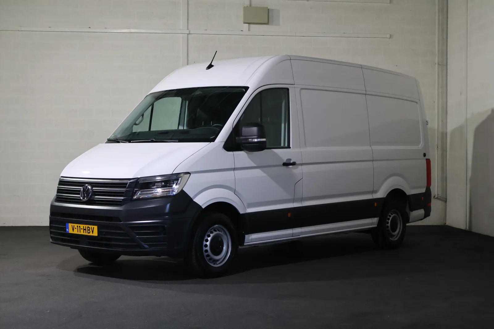 Volkswagen Crafter (2023) — foto 1