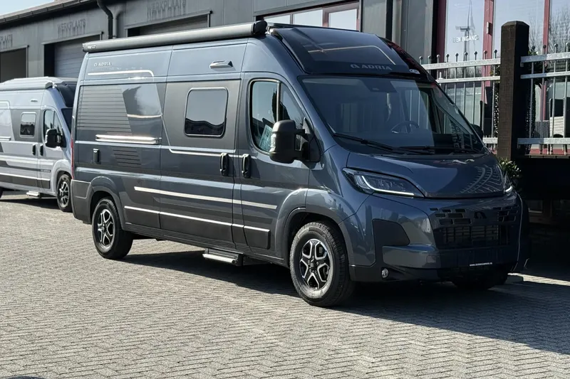 Adria Twin (2026)