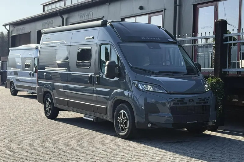 Adria Twin (2026)